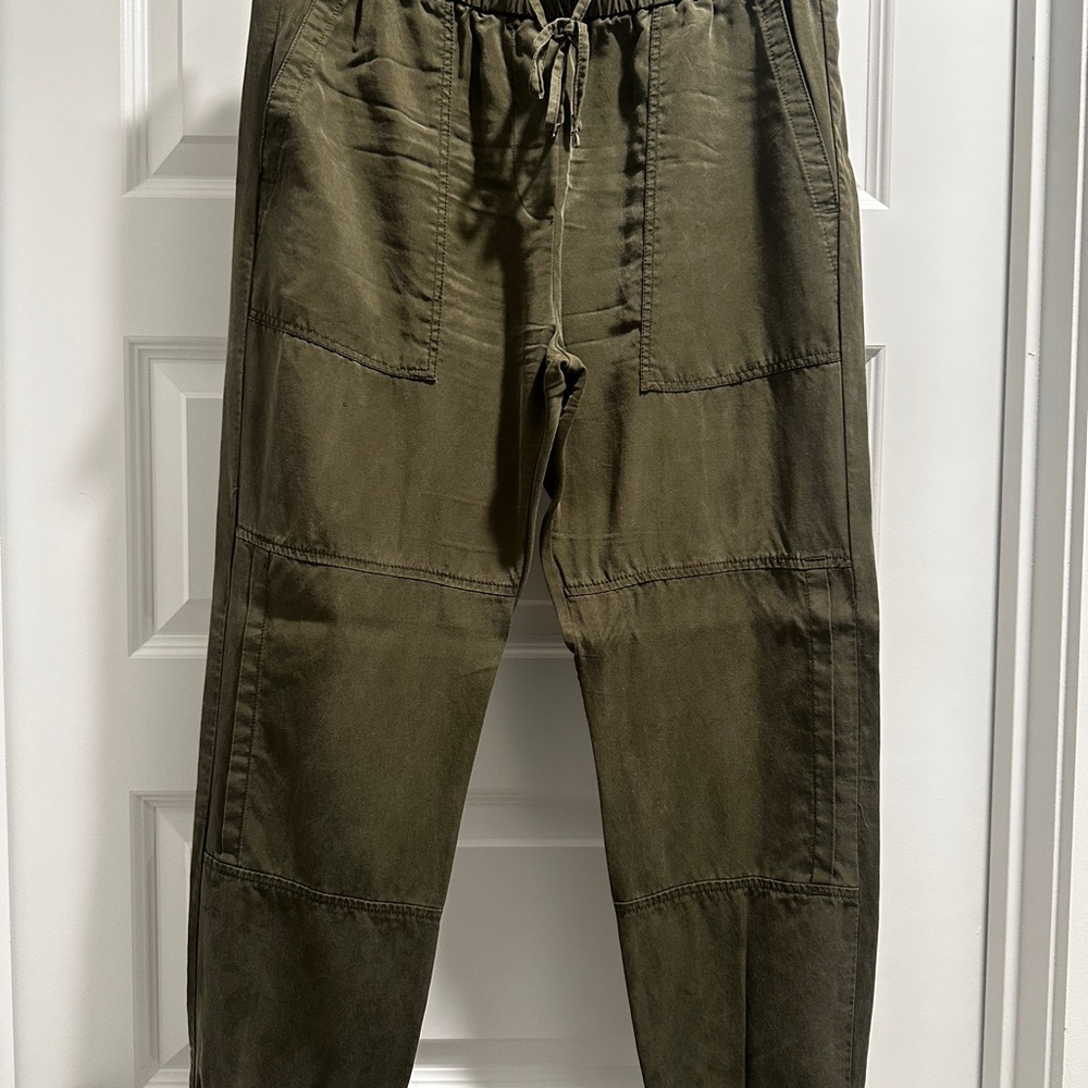 Women’s Olive Drawstring Casual Pants